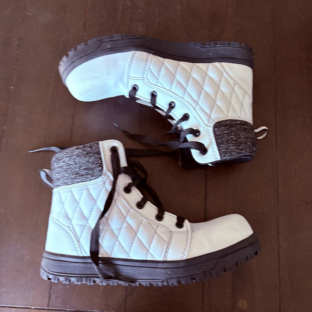 Avenger Womens Metro 8in CN EH White Work‎ Boots Size 8